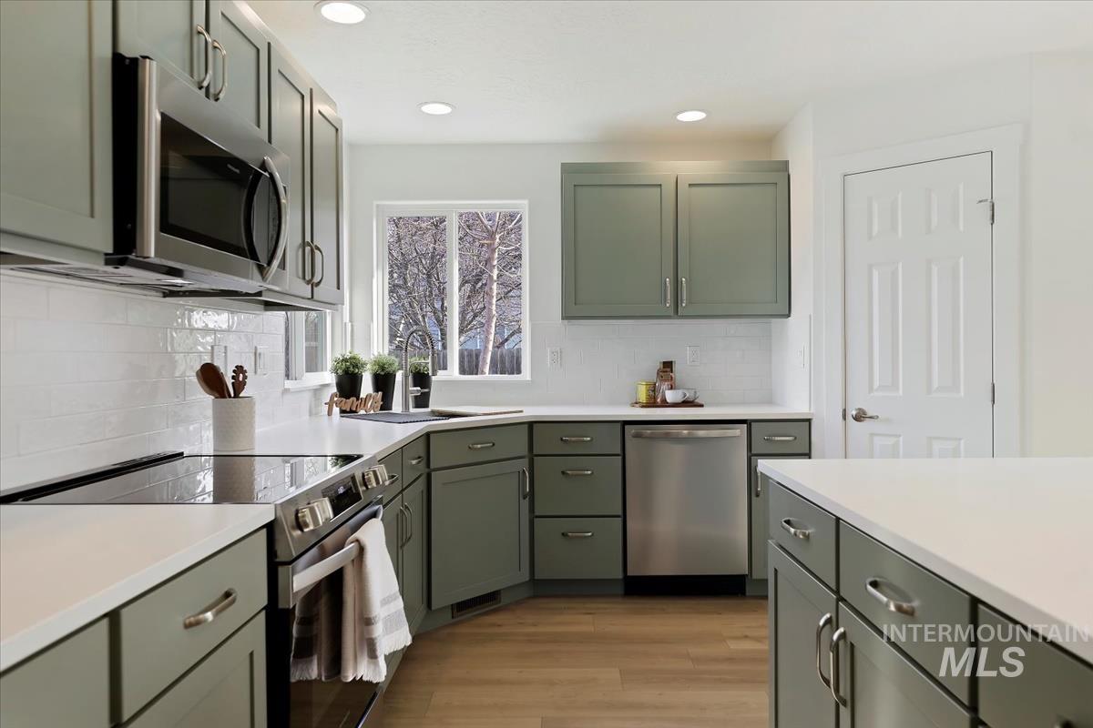 20538 Whitman Ave, Caldwell, Idaho 83605, 5 Bedrooms, 3 Bathrooms, Residential For Sale, Price $474,700,MLS 98971920