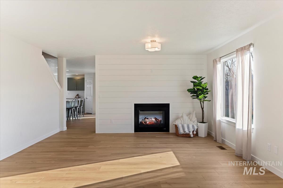 20538 Whitman Ave, Caldwell, Idaho 83605, 5 Bedrooms, 3 Bathrooms, Residential For Sale, Price $474,700,MLS 98971920