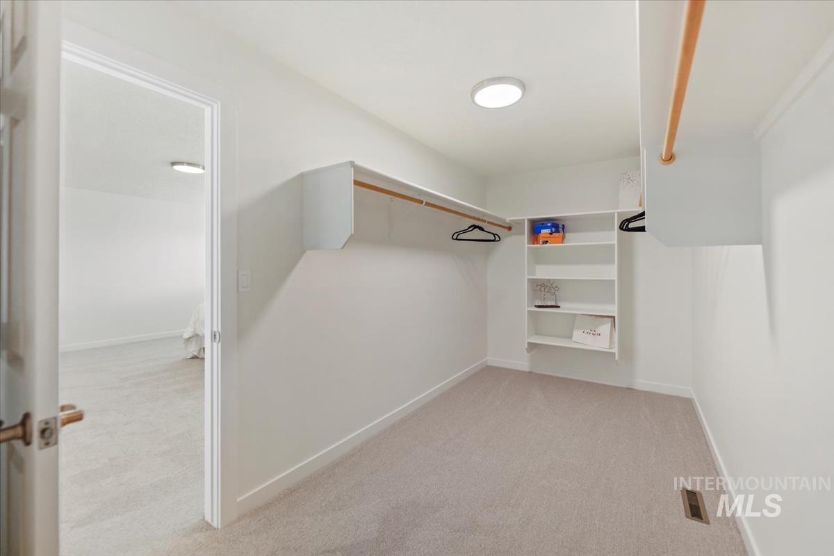 20538 Whitman Ave, Caldwell, Idaho 83605, 5 Bedrooms, 3 Bathrooms, Residential For Sale, Price $474,700,MLS 98971920