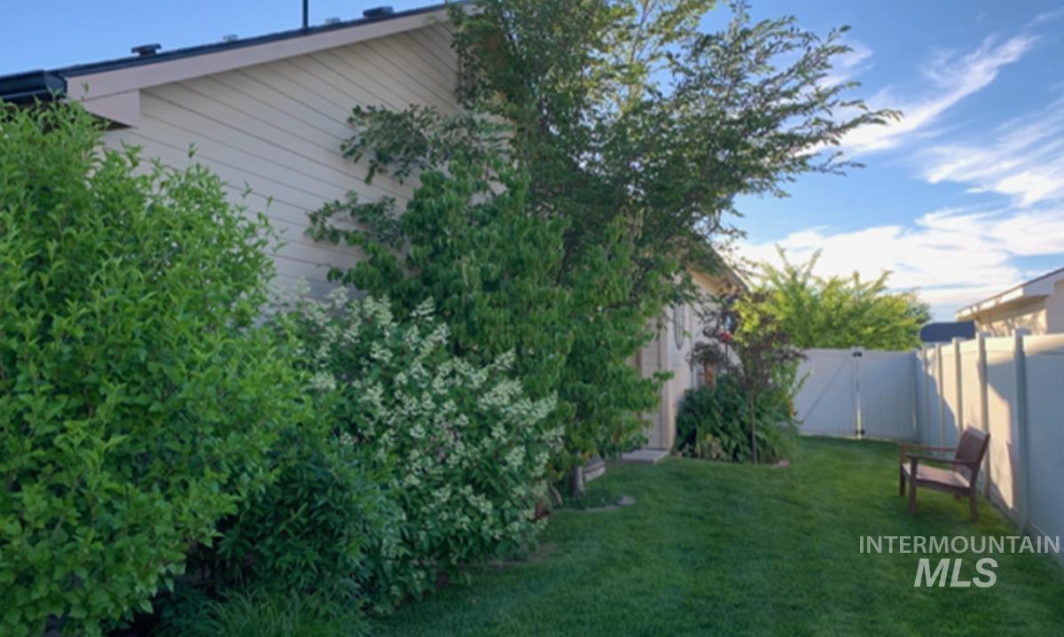 1513 Fairway St, Middleton, Idaho 83644, 3 Bedrooms, 2 Bathrooms, Residential For Sale, Price $455,000,MLS 98971921