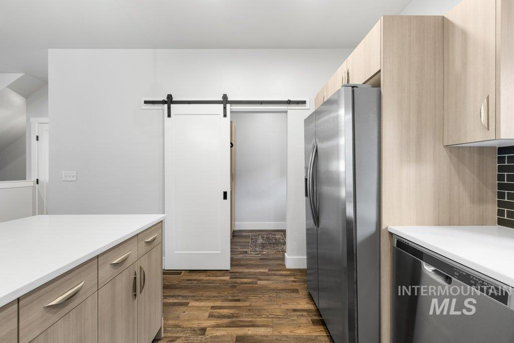 4218 N Freeride Ln, Garden City, Idaho 83714, 3 Bedrooms, 3.5 Bathrooms, Residential For Sale, Price $524,000,MLS 98971923