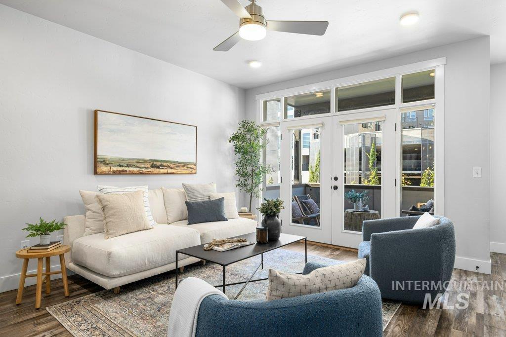 4218 N Freeride Ln, Garden City, Idaho 83714, 3 Bedrooms, 3.5 Bathrooms, Residential For Sale, Price $524,000,MLS 98971923