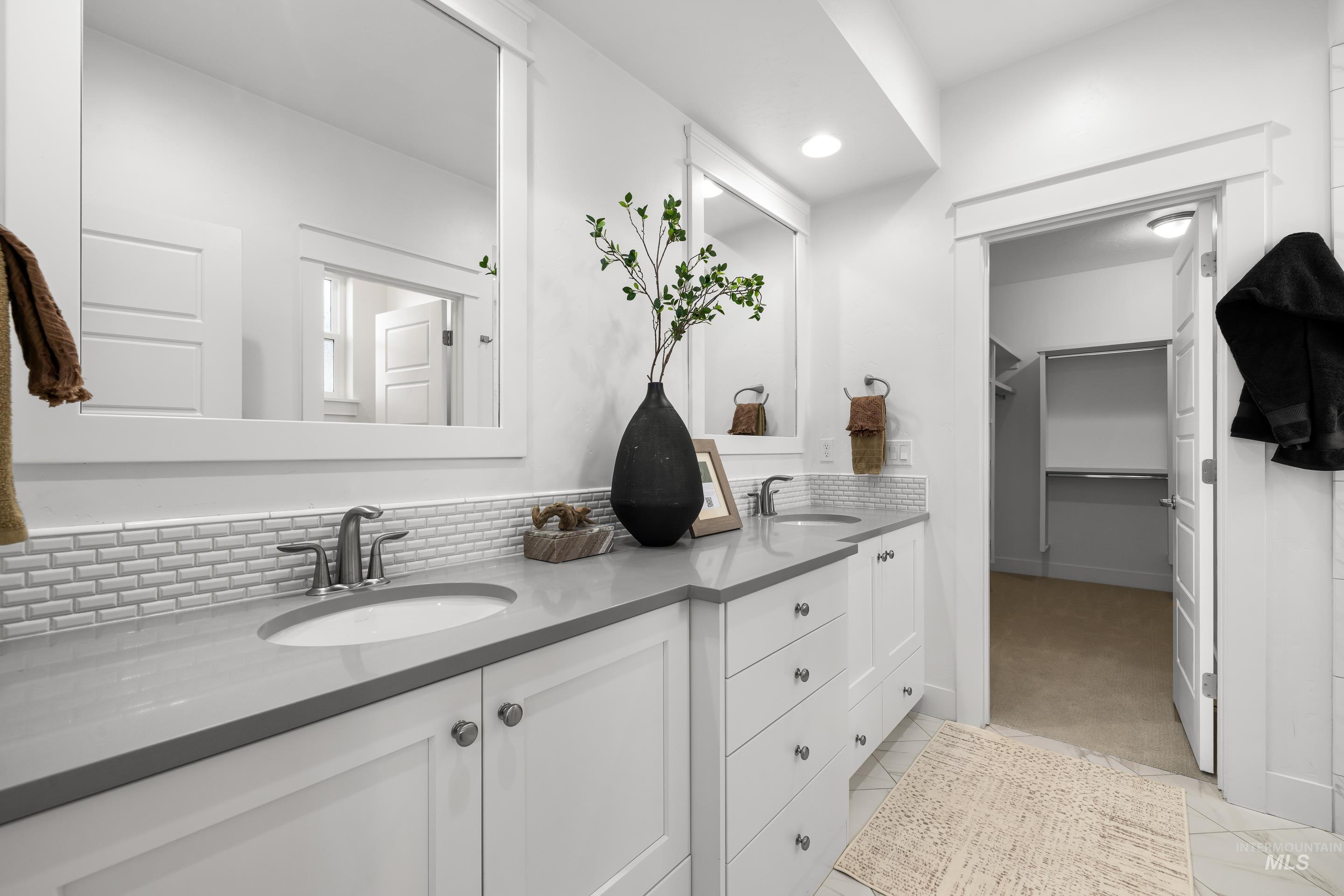 12010 N Horse Collar Way, Boise, Idaho 83714, 3 Bedrooms, 2.5 Bathrooms, Residential For Sale, Price $739,000,MLS 98971925