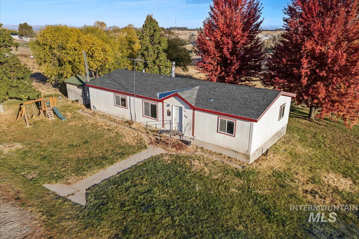 1762 E Canal Rd, Fruitland, Idaho 83619, 3 Bedrooms, 2 Bathrooms, Residential For Sale, Price $440,000,MLS 98971927