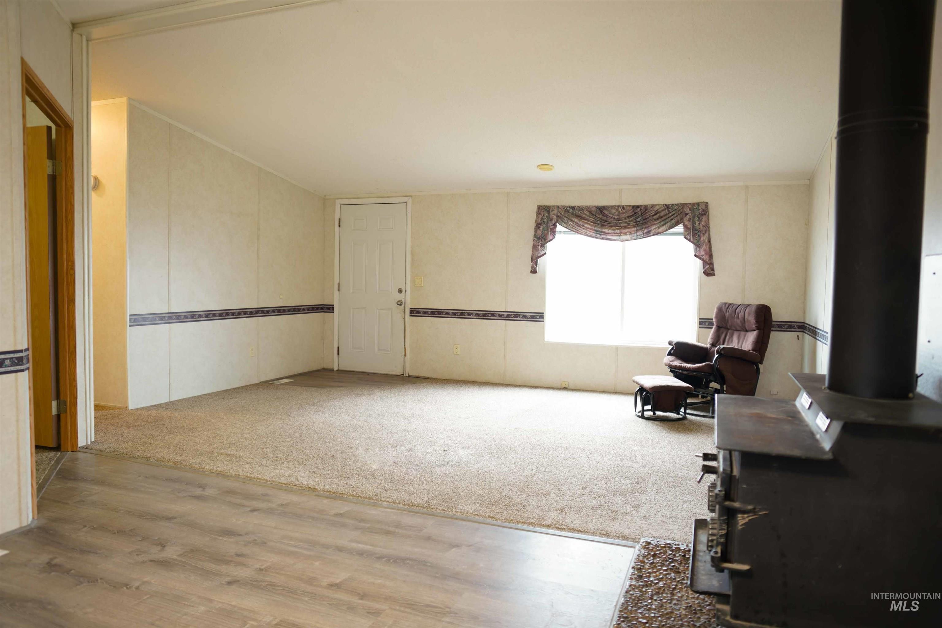 1762 E Canal Rd, Fruitland, Idaho 83619, 3 Bedrooms, 2 Bathrooms, Residential For Sale, Price $440,000,MLS 98971927