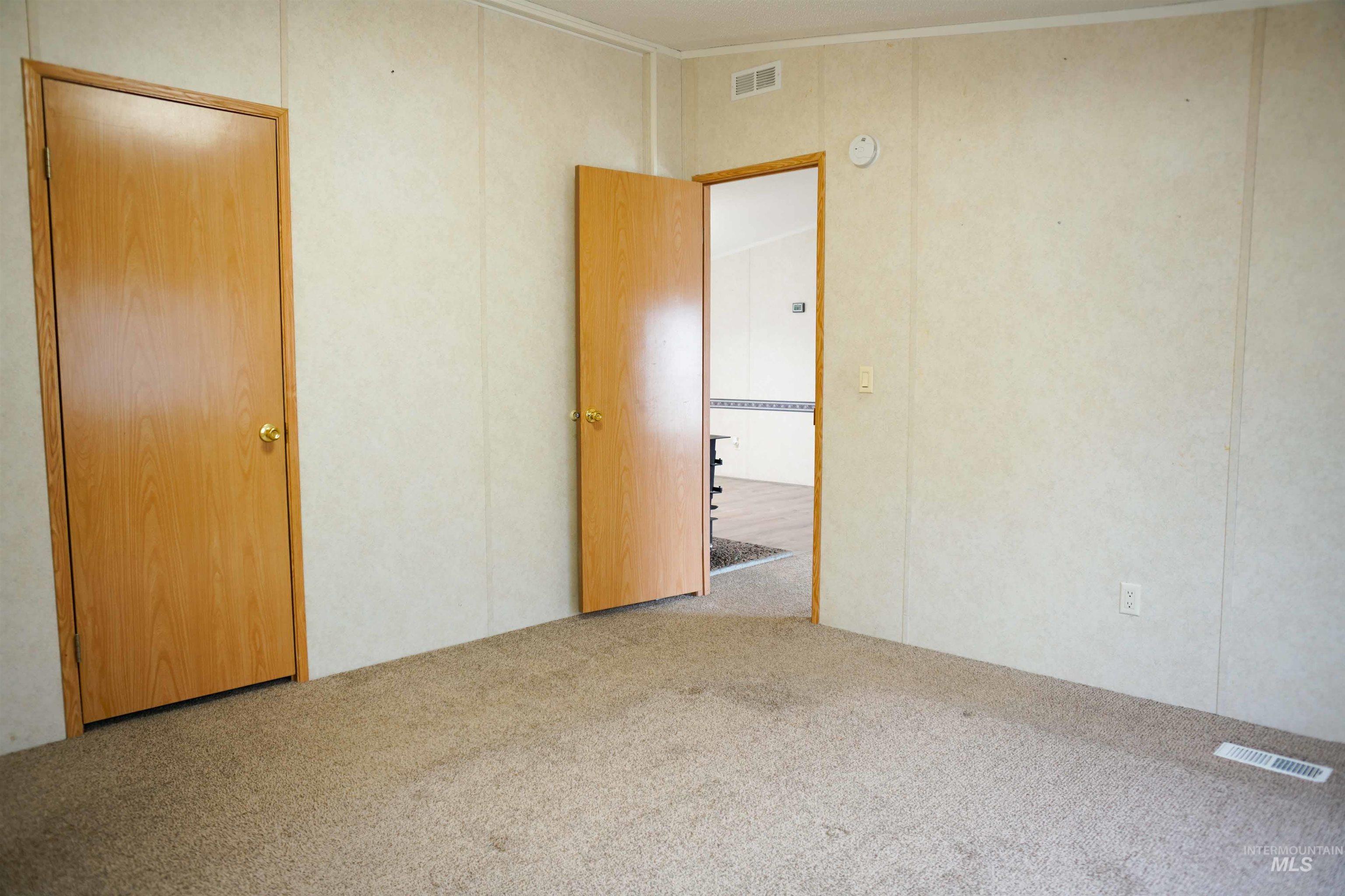 1762 E Canal Rd, Fruitland, Idaho 83619, 3 Bedrooms, 2 Bathrooms, Residential For Sale, Price $440,000,MLS 98971927