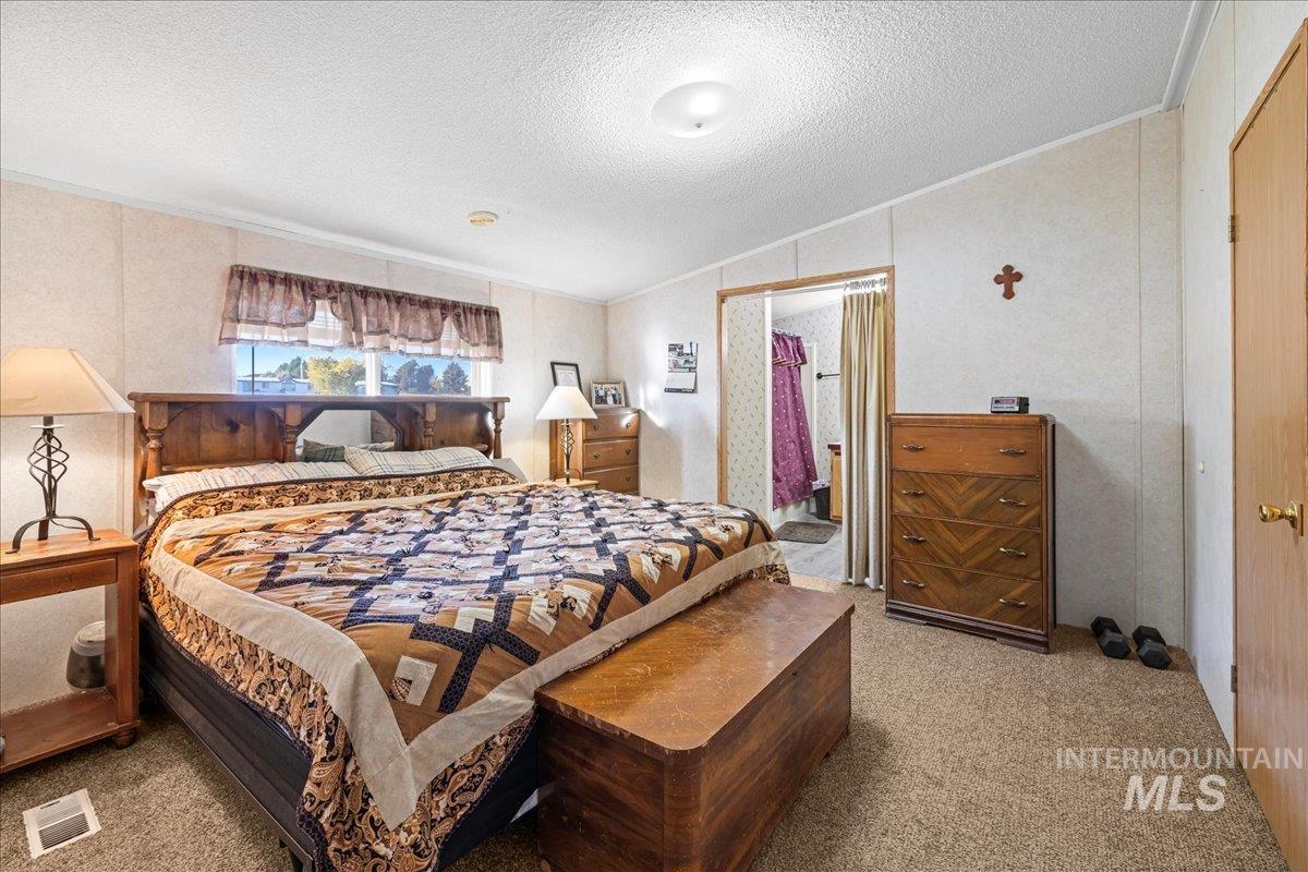 1762 E Canal Rd, Fruitland, Idaho 83619, 3 Bedrooms, 2 Bathrooms, Residential For Sale, Price $440,000,MLS 98971927