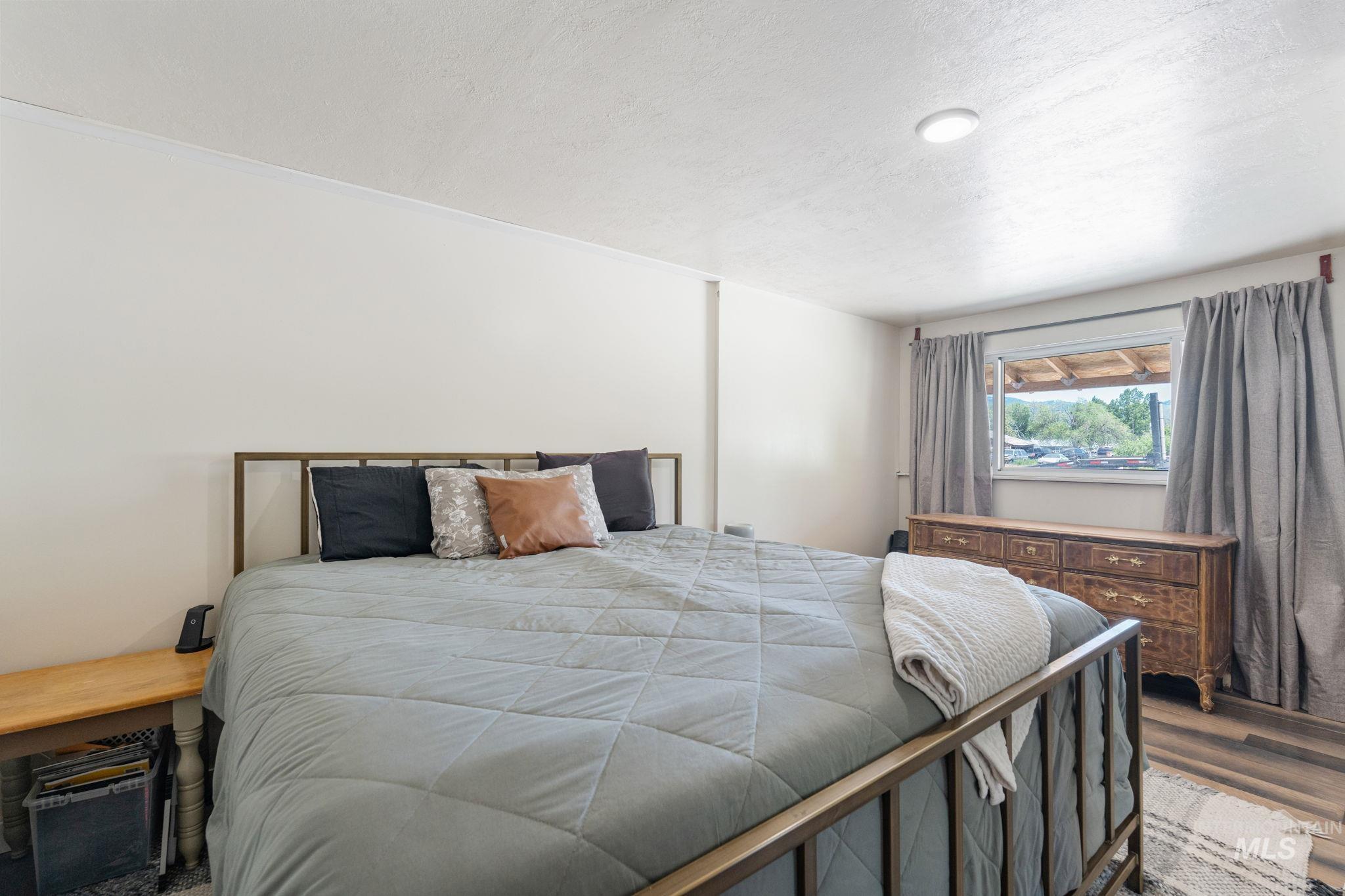 79 E 2nd St N, Downey, Idaho 83234, 4 Bedrooms, 1 Bathroom, Residential For Sale, Price $282,000,MLS 98971929