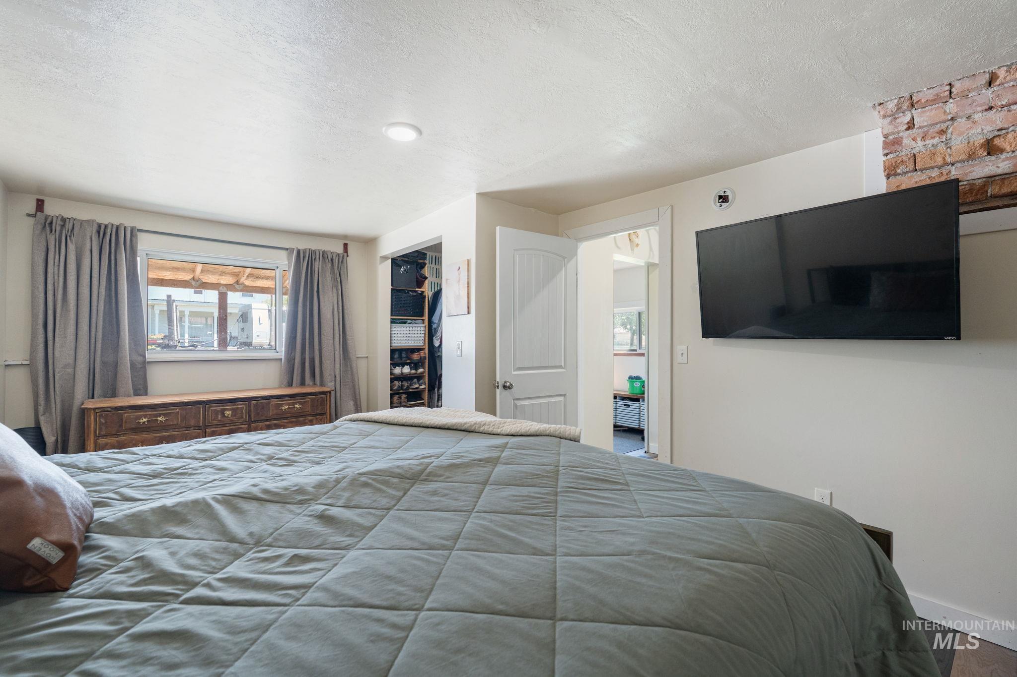 79 E 2nd St N, Downey, Idaho 83234, 4 Bedrooms, 1 Bathroom, Residential For Sale, Price $282,000,MLS 98971929