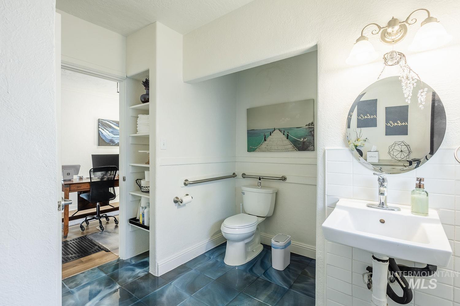 1123 Blaine St, Caldwell, Idaho 83605, 7 Rooms, Business/Commercial For Sale, Price $389,999,MLS 98971930