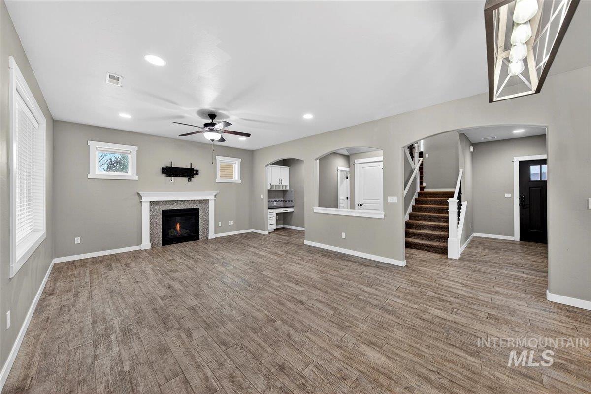 12200 W Oneida St, Boise, Idaho 83709, 4 Bedrooms, 3.5 Bathrooms, Residential For Sale, Price $560,000,MLS 98971931