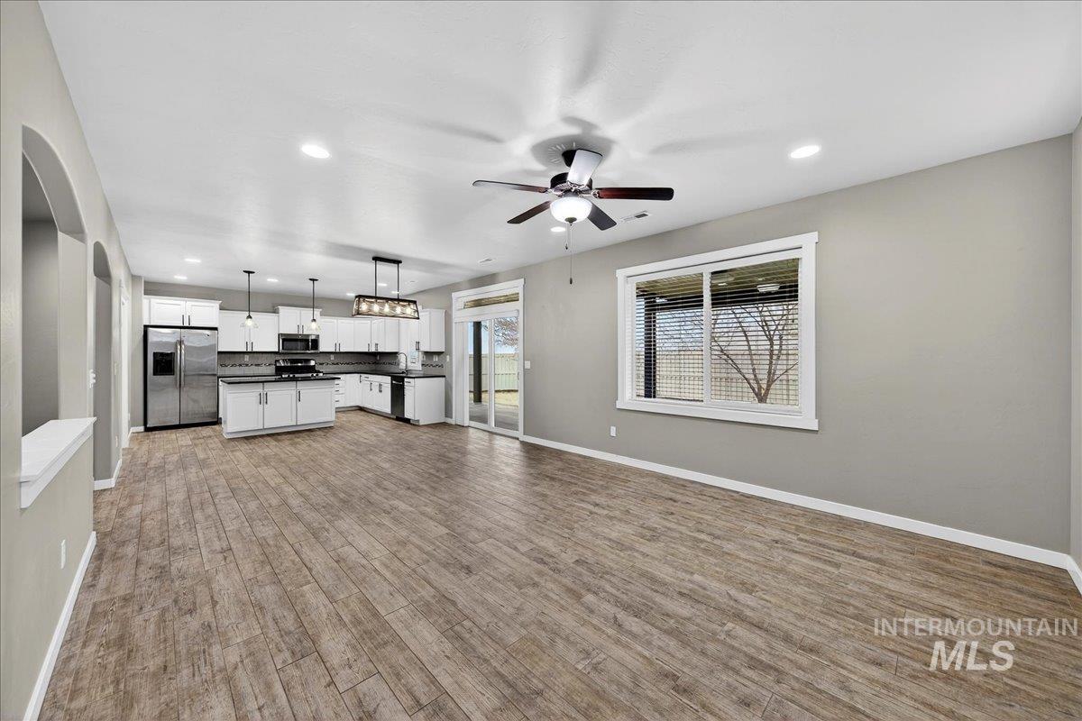 12200 W Oneida St, Boise, Idaho 83709, 4 Bedrooms, 3.5 Bathrooms, Residential For Sale, Price $560,000,MLS 98971931