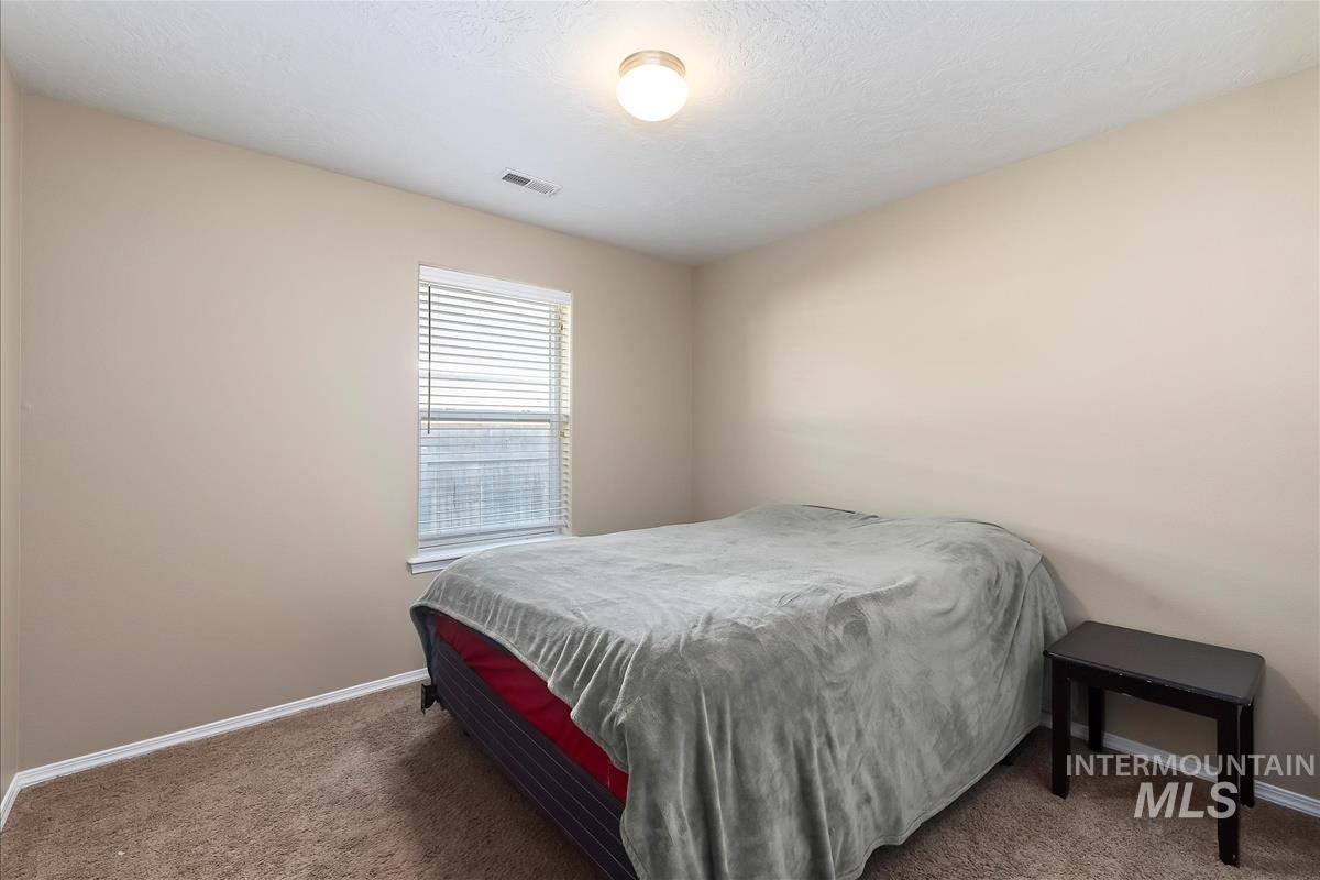 19398 Wooley Creek Ave, Caldwell, Idaho 83605, 3 Bedrooms, 2 Bathrooms, Residential For Sale, Price $379,900,MLS 98971933