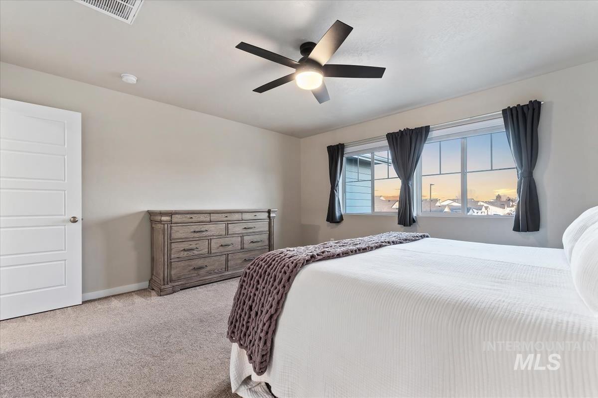 17443 N Owl Peak Ave, Nampa, Idaho 83687, 4 Bedrooms, 2.5 Bathrooms, Residential For Sale, Price $474,000,MLS 98971934