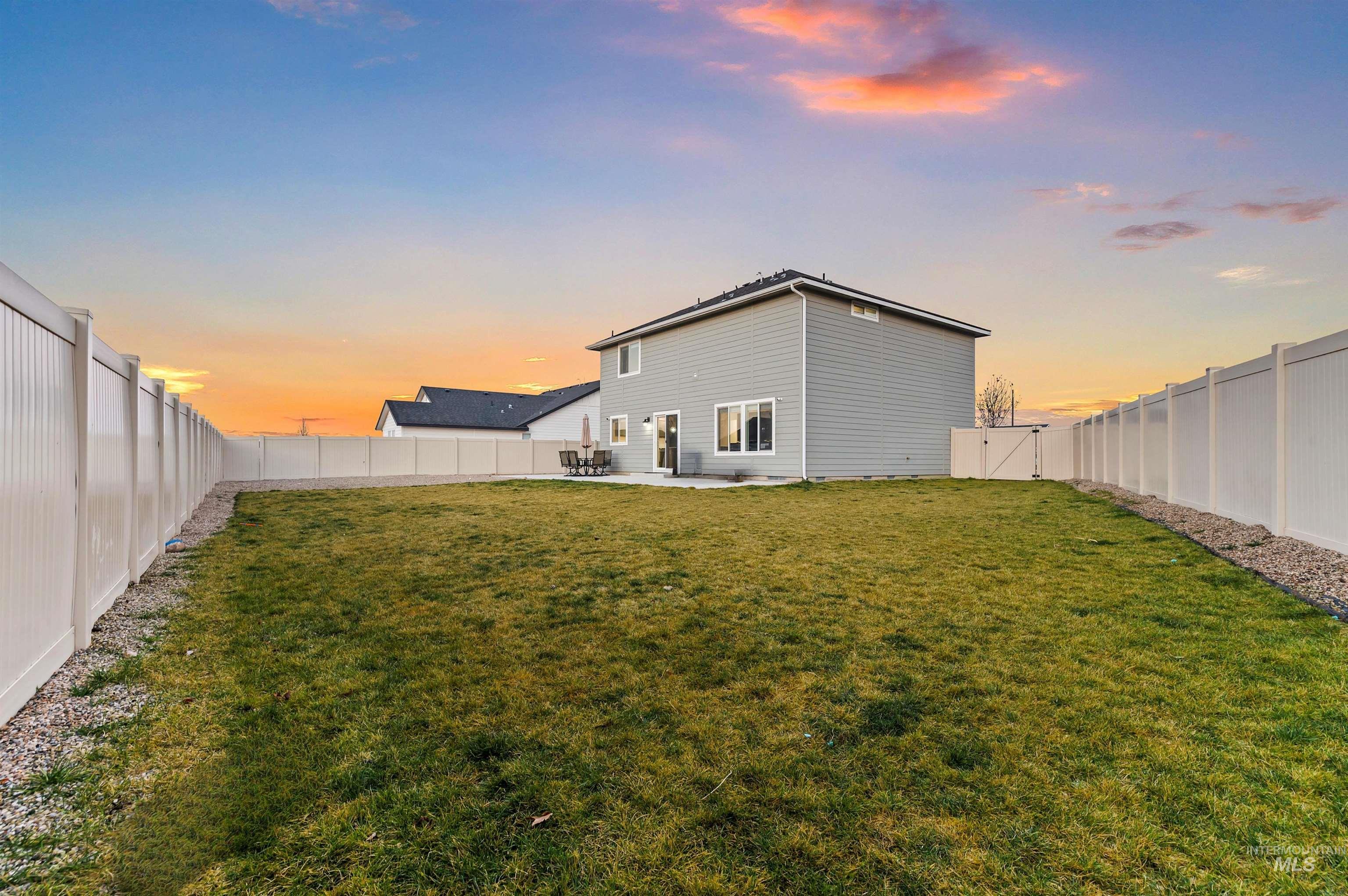 17443 N Owl Peak Ave, Nampa, Idaho 83687, 4 Bedrooms, 2.5 Bathrooms, Residential For Sale, Price $474,000,MLS 98971934