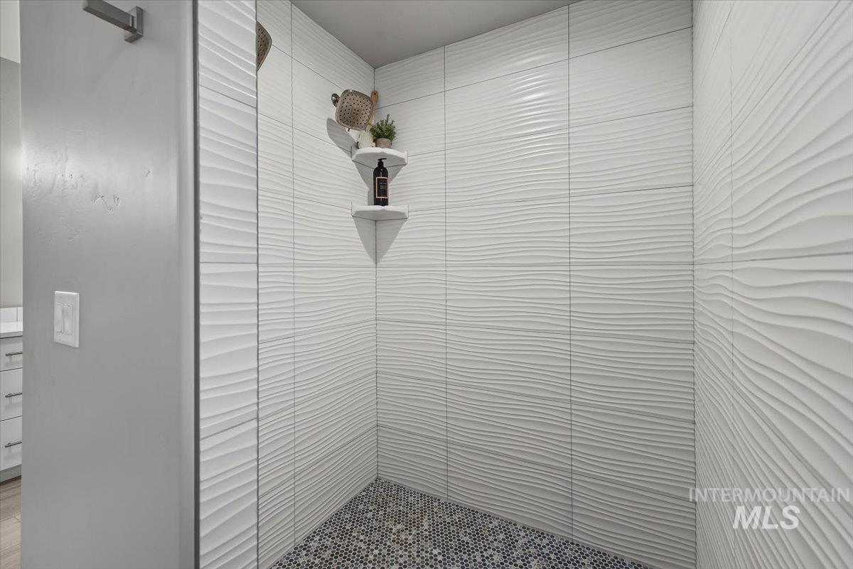 8797 E Hyacinth St., Nampa, Idaho 83687, 4 Bedrooms, 2.5 Bathrooms, Residential For Sale, Price $629,900,MLS 98971936