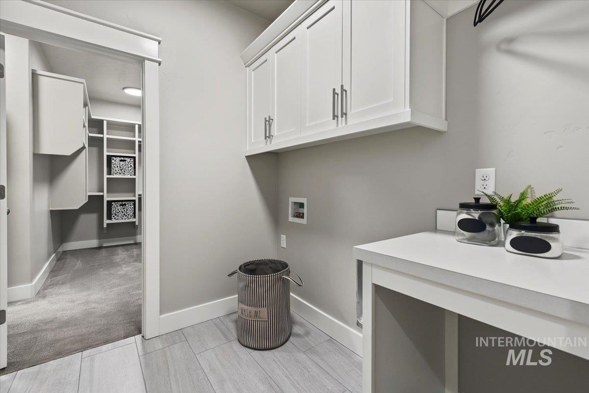 8797 E Hyacinth St., Nampa, Idaho 83687, 4 Bedrooms, 2.5 Bathrooms, Residential For Sale, Price $629,900,MLS 98971936