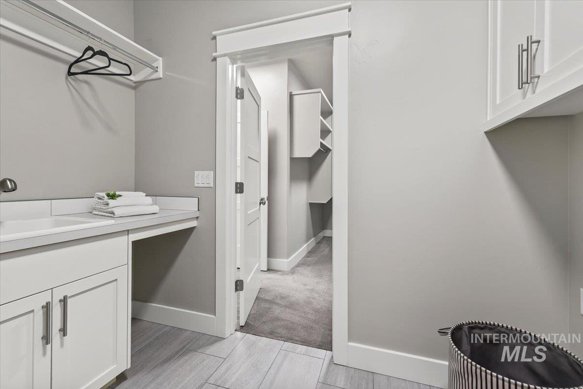 8797 E Hyacinth St., Nampa, Idaho 83687, 4 Bedrooms, 2.5 Bathrooms, Residential For Sale, Price $629,900,MLS 98971936