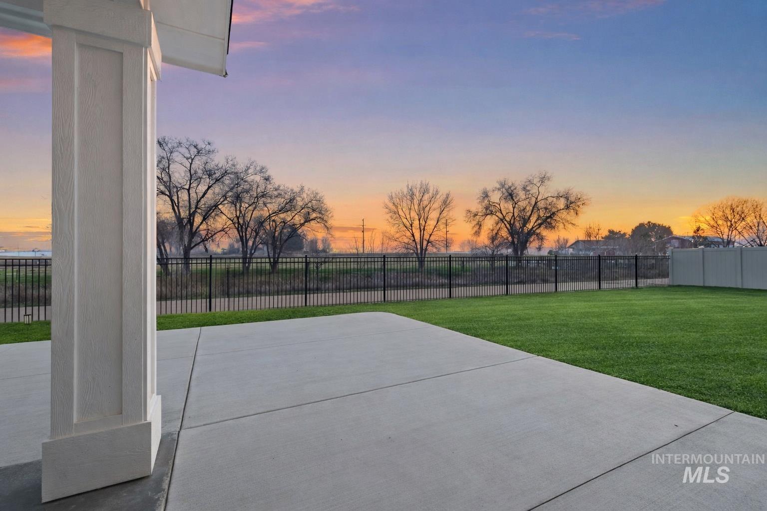 8797 E Hyacinth St., Nampa, Idaho 83687, 4 Bedrooms, 2.5 Bathrooms, Residential For Sale, Price $629,900,MLS 98971936