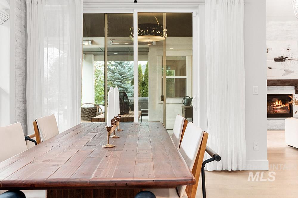 1552 W Windbreaker Ln, Eagle, Idaho 83616, 4 Bedrooms, 3 Bathrooms, Residential For Sale, Price $1,799,000,MLS 98971939