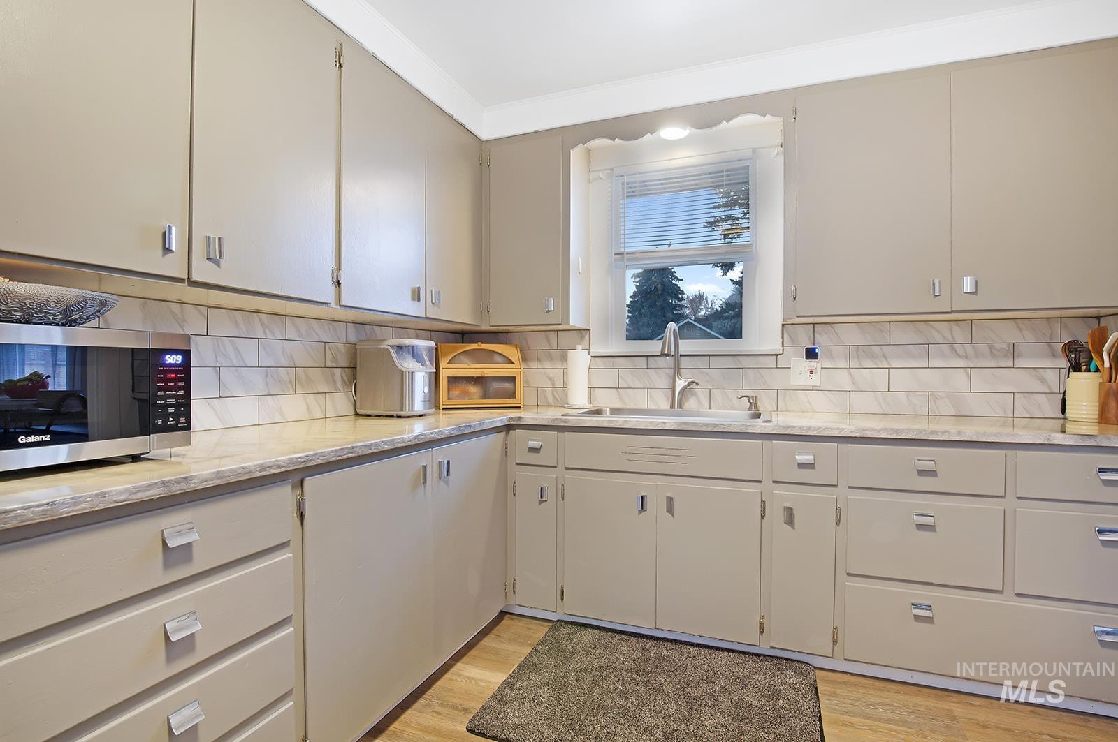 361 5th Ave. N, Twin Falls, Idaho 83301, 2 Bedrooms, 1 Bathroom, Residential For Sale, Price $276,000,MLS 98971940