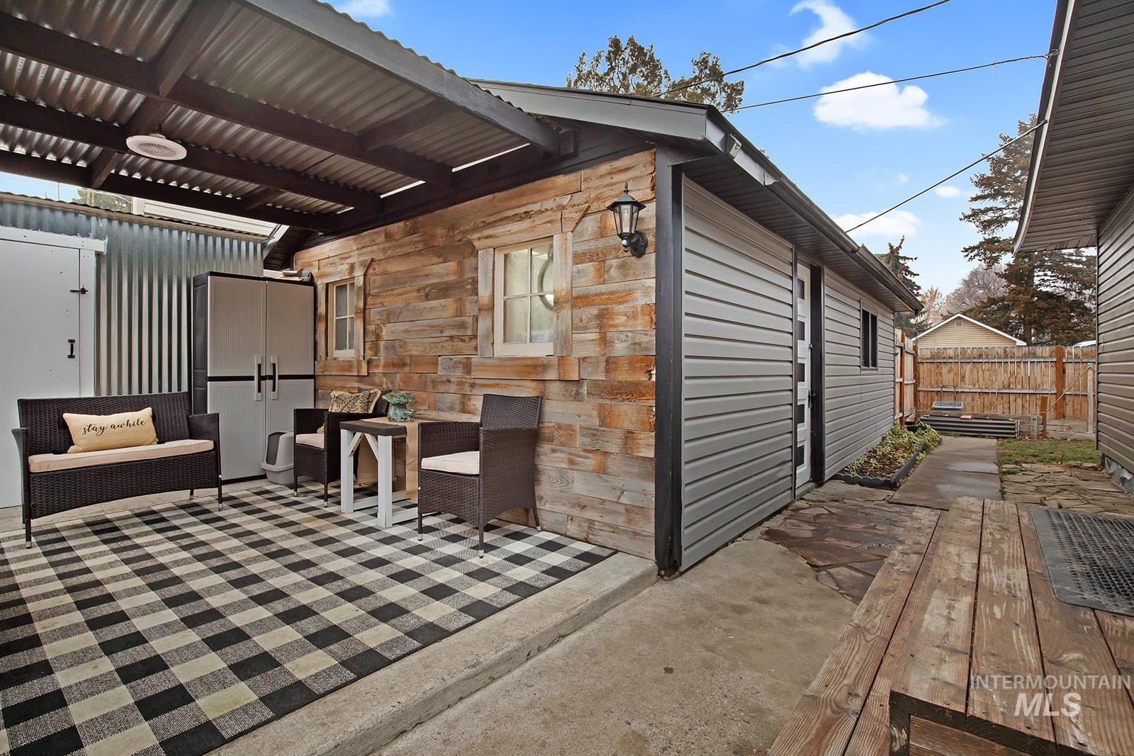 361 5th Ave. N, Twin Falls, Idaho 83301, 2 Bedrooms, 1 Bathroom, Residential For Sale, Price $276,000,MLS 98971940