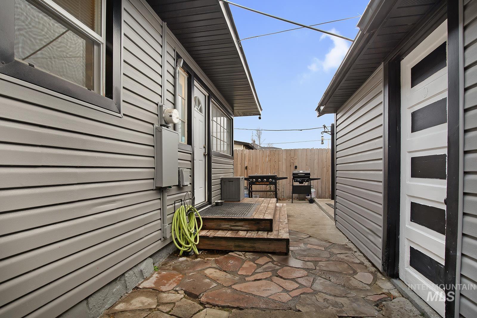 361 5th Ave. N, Twin Falls, Idaho 83301, 2 Bedrooms, 1 Bathroom, Residential For Sale, Price $276,000,MLS 98971940