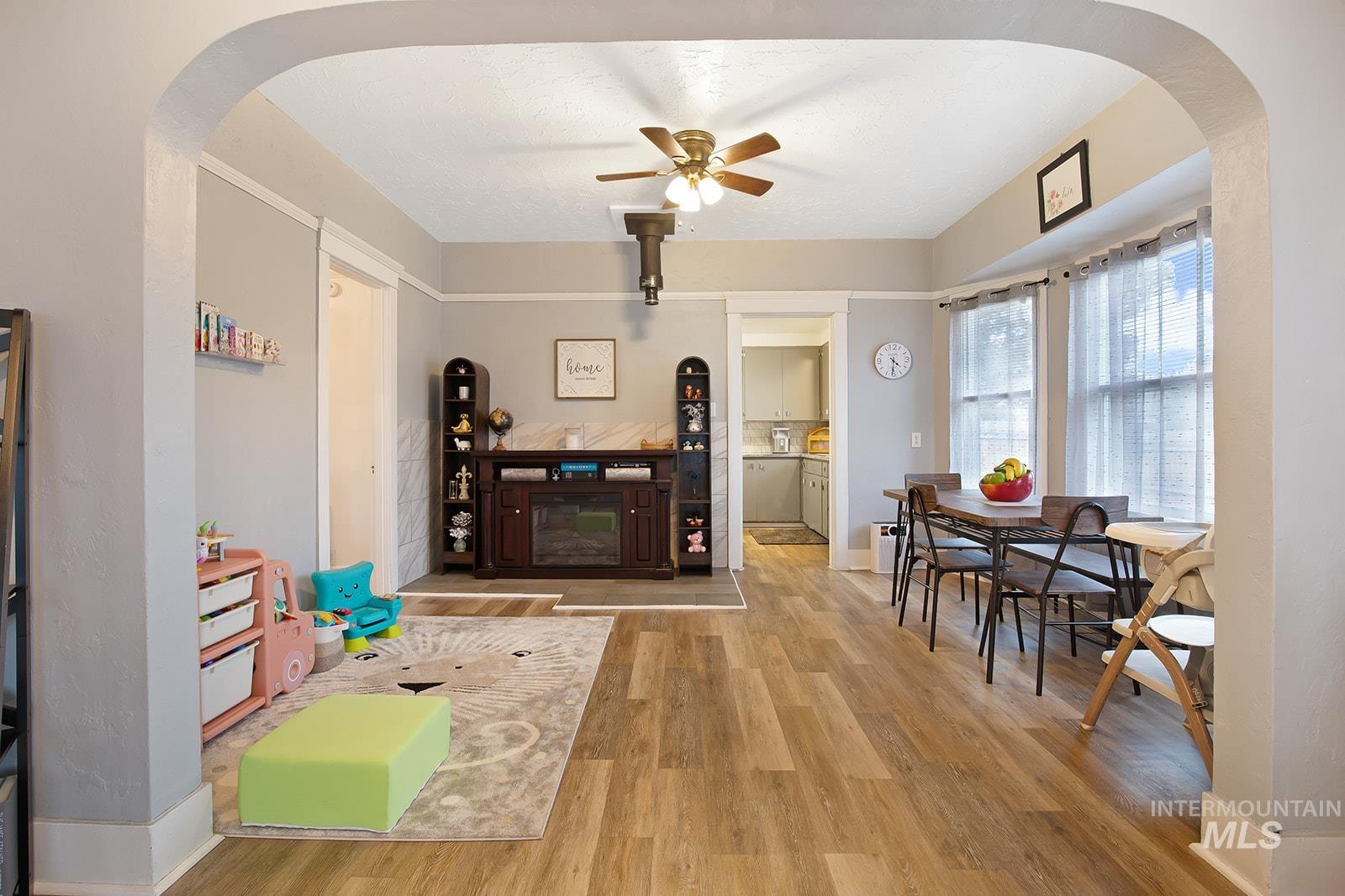 361 5th Ave. N, Twin Falls, Idaho 83301, 2 Bedrooms, 1 Bathroom, Residential For Sale, Price $276,000,MLS 98971940