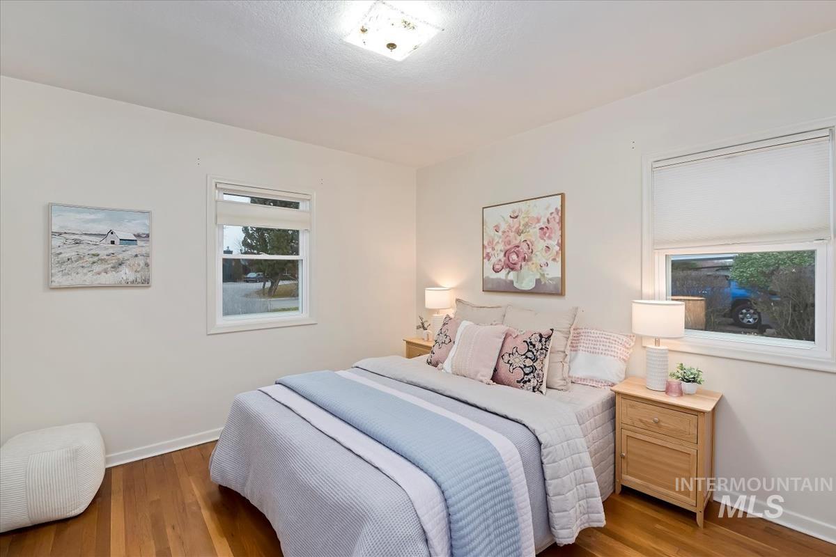 20 S Mesa Vista Dr, Boise, Idaho 83705, 3 Bedrooms, 1 Bathroom, Residential For Sale, Price $549,900,MLS 98971941