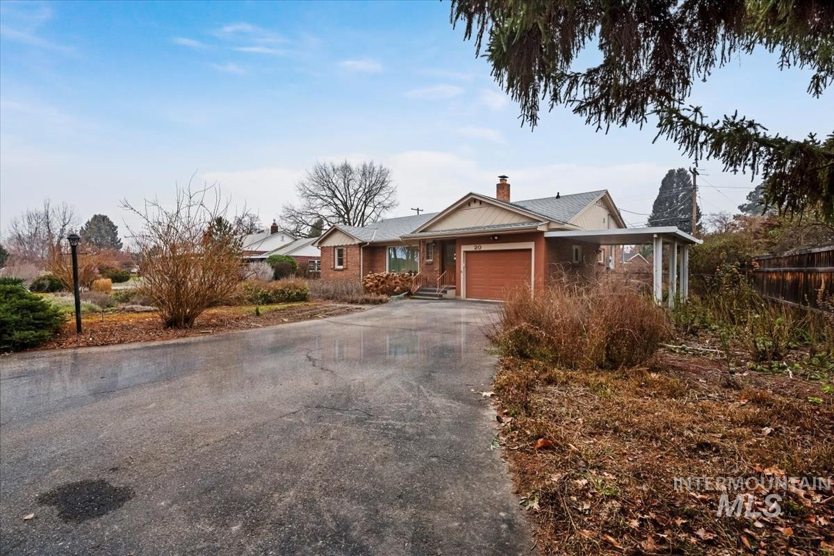 20 S Mesa Vista Dr, Boise, Idaho 83705, 3 Bedrooms, 1 Bathroom, Residential For Sale, Price $549,900,MLS 98971941