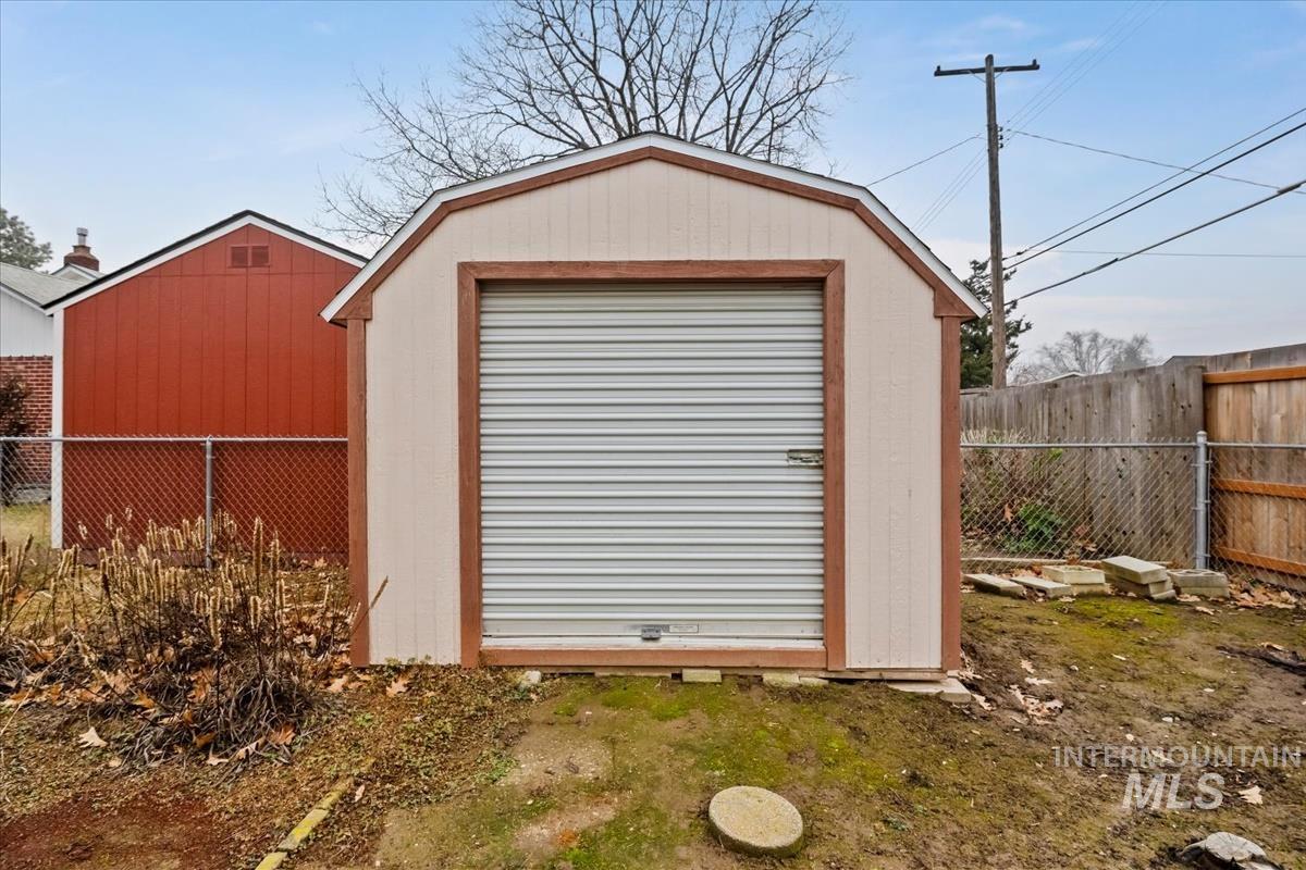 20 S Mesa Vista Dr, Boise, Idaho 83705, 3 Bedrooms, 1 Bathroom, Residential For Sale, Price $549,900,MLS 98971941