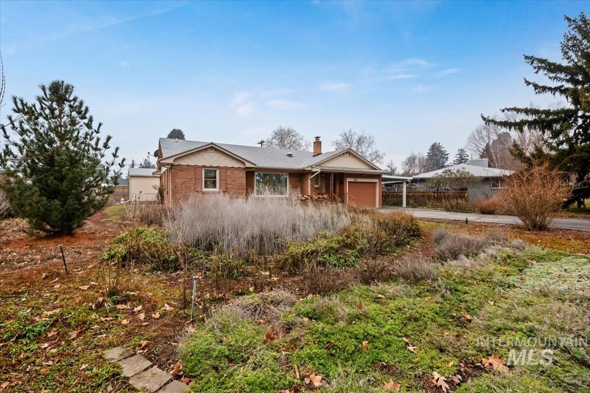 20 S Mesa Vista Dr, Boise, Idaho 83705, 3 Bedrooms, 1 Bathroom, Residential For Sale, Price $549,900,MLS 98971941