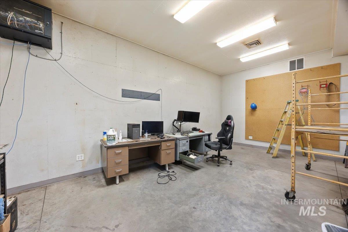 311 Centennial Dr, Heyburn, Idaho 83336, Business/Commercial For Sale, Price $12,MLS 98971942