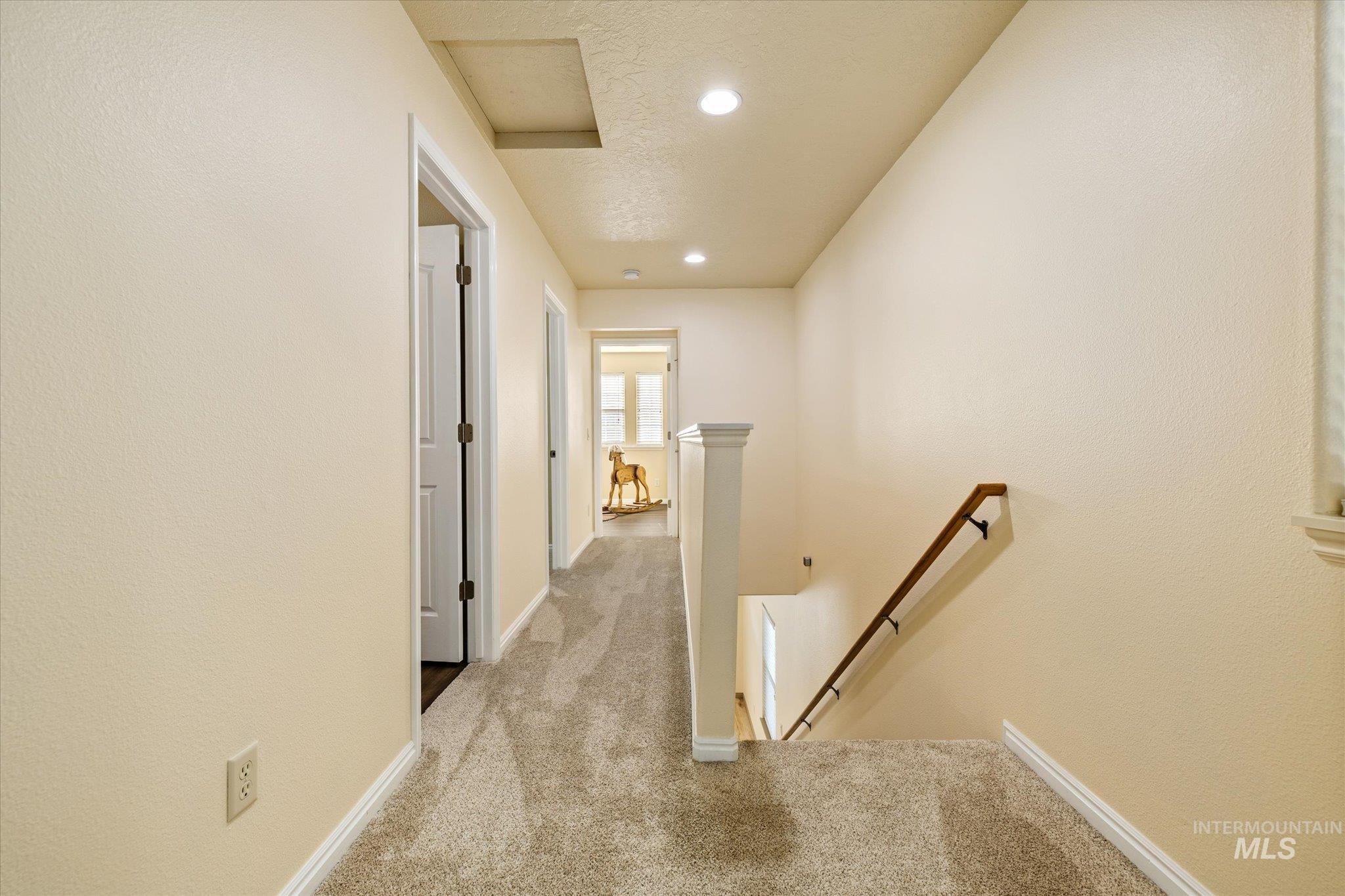 6568 W Poplar St, Boise, Idaho 83704, 3 Bedrooms, 2.5 Bathrooms, Residential For Sale, Price $450,000,MLS 98971943