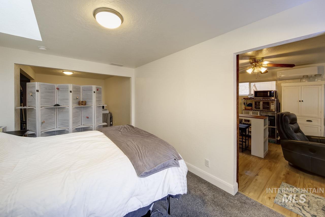 5101 N. Sunderland, Boise, Idaho 83704, 5 Bedrooms, Business/Commercial For Sale, Price $650,000,MLS 98971947