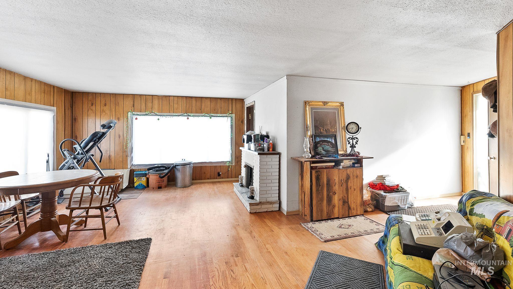 2596 SE Warm Creek, Mountain Home, Idaho 83647, 3 Bedrooms, 2 Bathrooms, Residential For Sale, Price $319,900,MLS 98971952