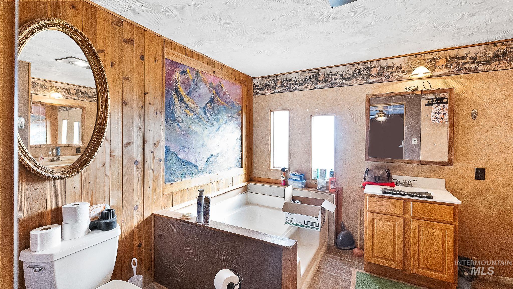 2596 SE Warm Creek, Mountain Home, Idaho 83647, 3 Bedrooms, 2 Bathrooms, Residential For Sale, Price $319,900,MLS 98971952