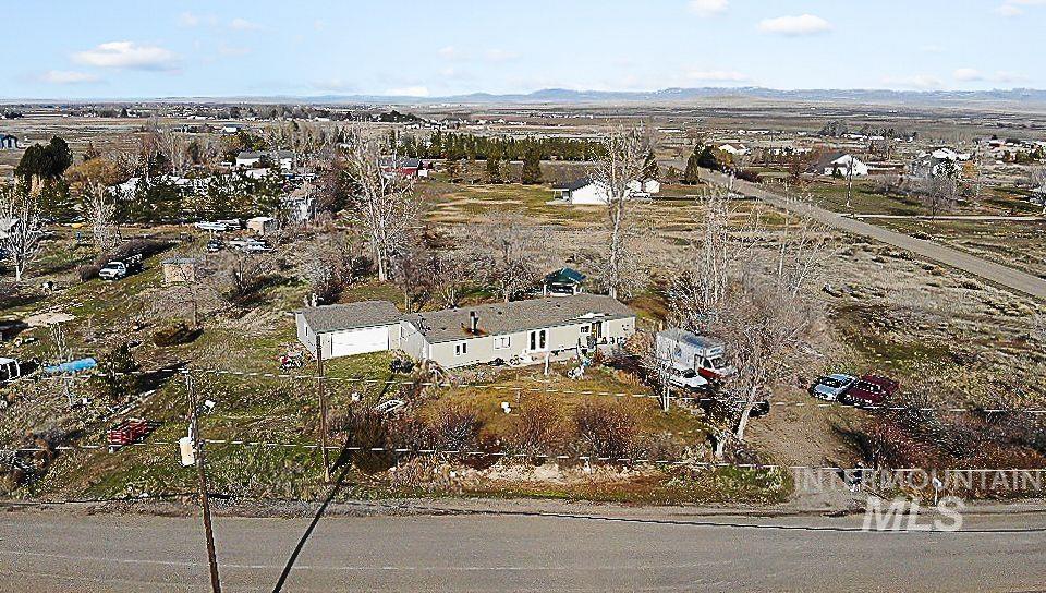 2596 SE Warm Creek, Mountain Home, Idaho 83647, 3 Bedrooms, 2 Bathrooms, Residential For Sale, Price $319,900,MLS 98971952