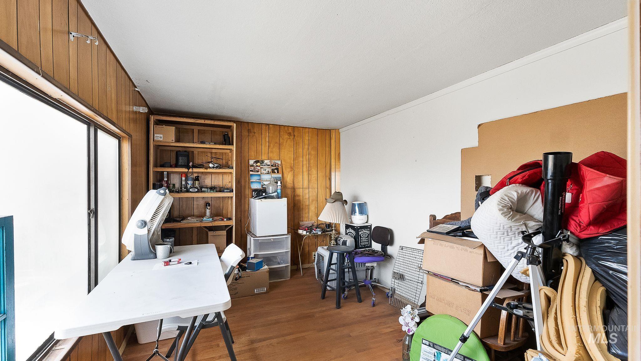 2596 SE Warm Creek, Mountain Home, Idaho 83647, 3 Bedrooms, 2 Bathrooms, Residential For Sale, Price $319,900,MLS 98971952