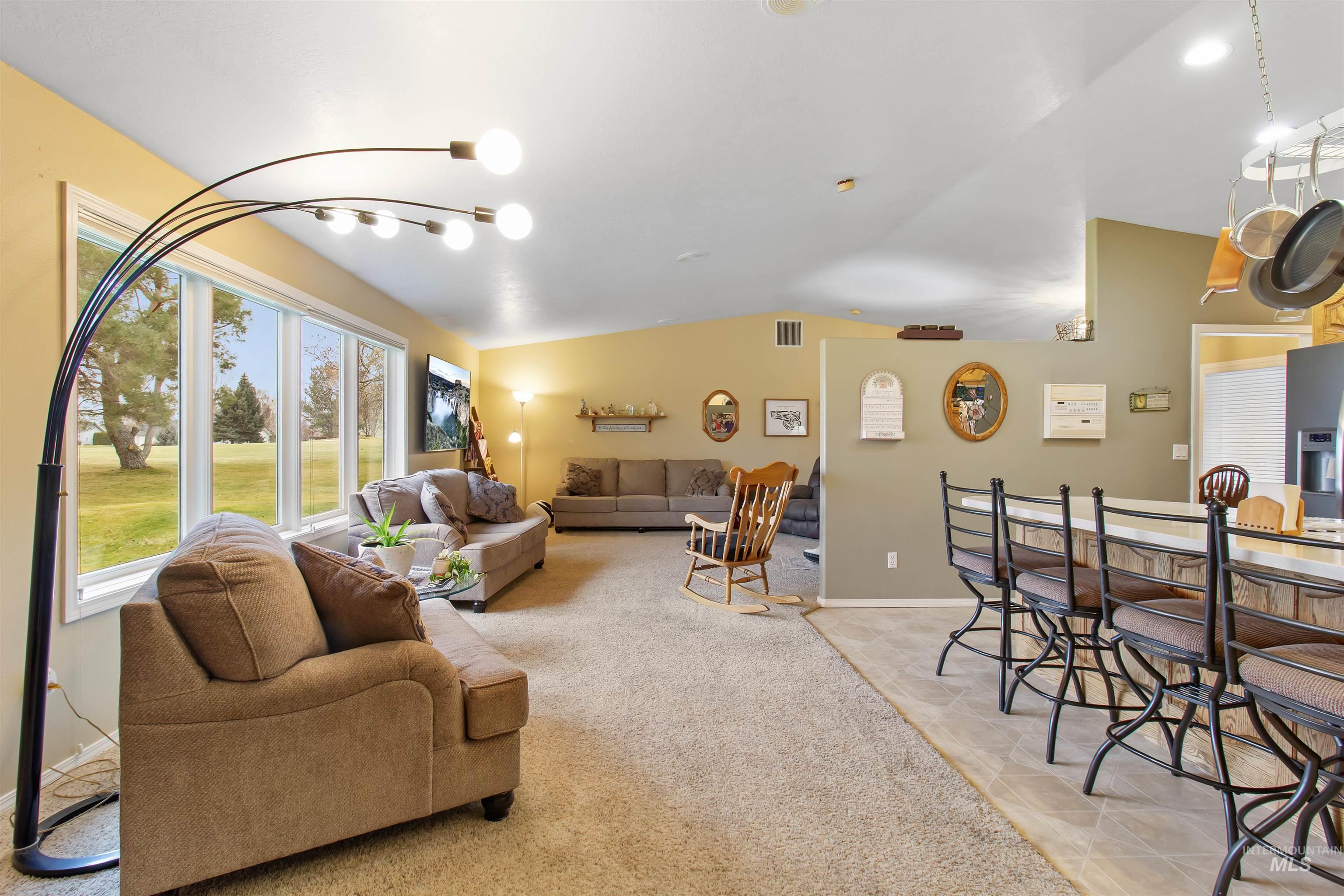 138 Seminole Cir, Jerome, Idaho 83338-6484, 3 Bedrooms, 2 Bathrooms, Residential For Sale, Price $484,000, 98971953