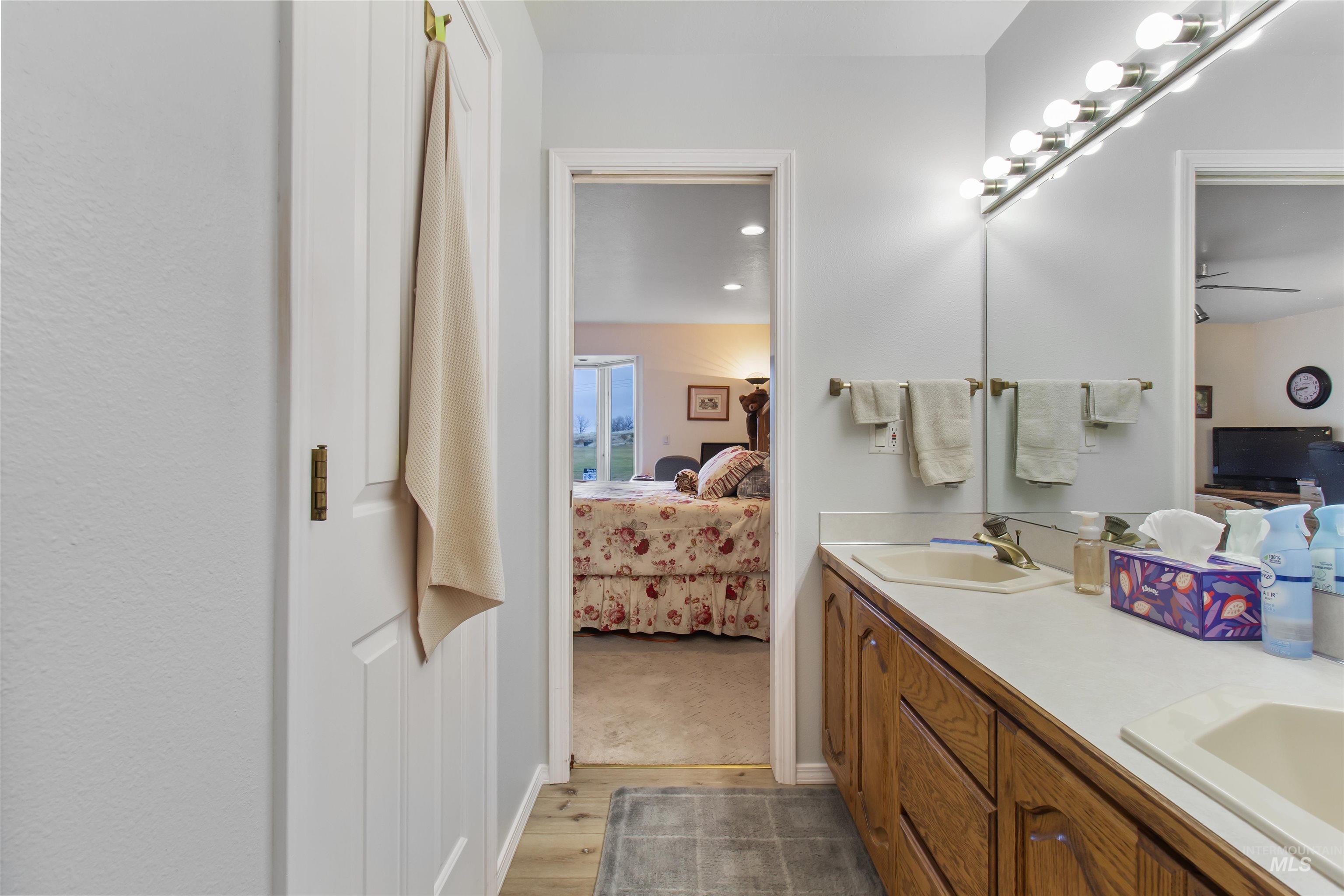 138 Seminole Cir, Jerome, Idaho 83338-6484, 3 Bedrooms, 2 Bathrooms, Residential For Sale, Price $486,000,MLS 98971953