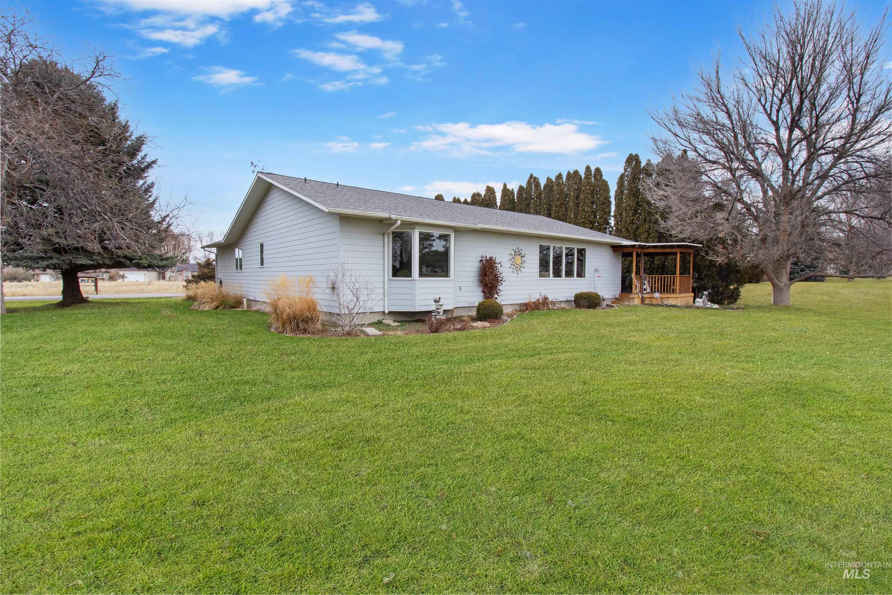 138 Seminole Cir, Jerome, Idaho 83338-6484, 3 Bedrooms, 2 Bathrooms, Residential For Sale, Price $486,000,MLS 98971953