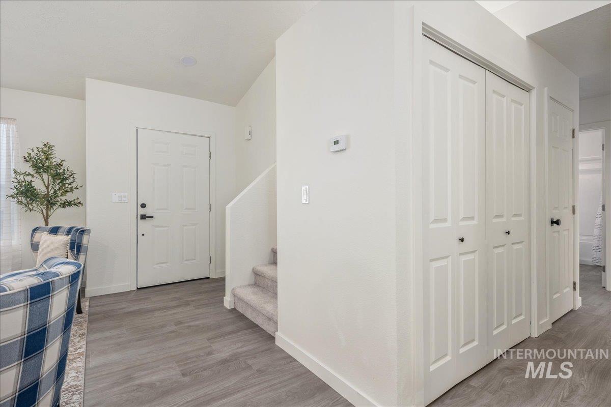 507 Meadowlark Street, Caldwell, Idaho 83607-1890, 3 Bedrooms, 2 Bathrooms, Residential For Sale, Price $327,900,MLS 98971954