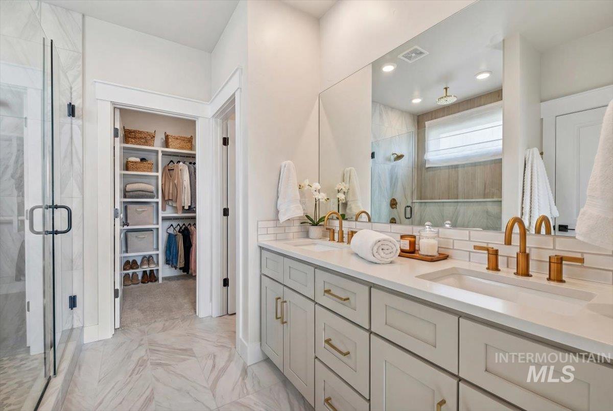 12515 W Arabian Dr, Boise, Idaho 83709, 3 Bedrooms, 3 Bathrooms, Residential For Sale, Price $699,990,MLS 98971956