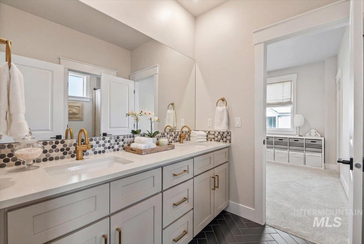 12515 W Arabian Dr, Boise, Idaho 83709, 3 Bedrooms, 3 Bathrooms, Residential For Sale, Price $699,990,MLS 98971956