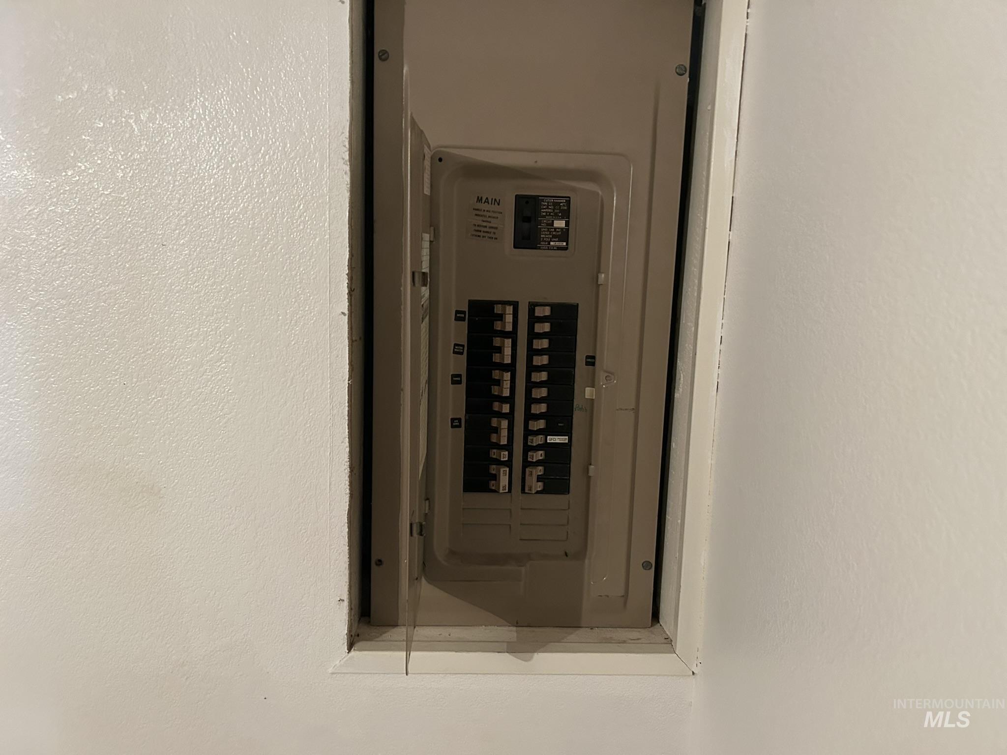 3731 16th st, Lewiston, Idaho 83501, 4 Bedrooms, 1 Bathroom, Residential For Sale, Price $399,900,MLS 98971957