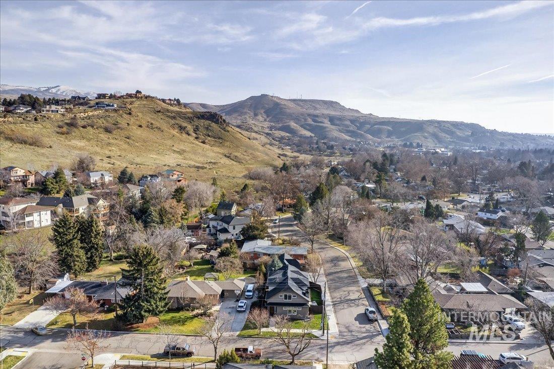 510 N Coston St, Boise, Idaho 83712, 4 Bedrooms, 3.5 Bathrooms, Residential For Sale, Price $1,100,000,MLS 98971958