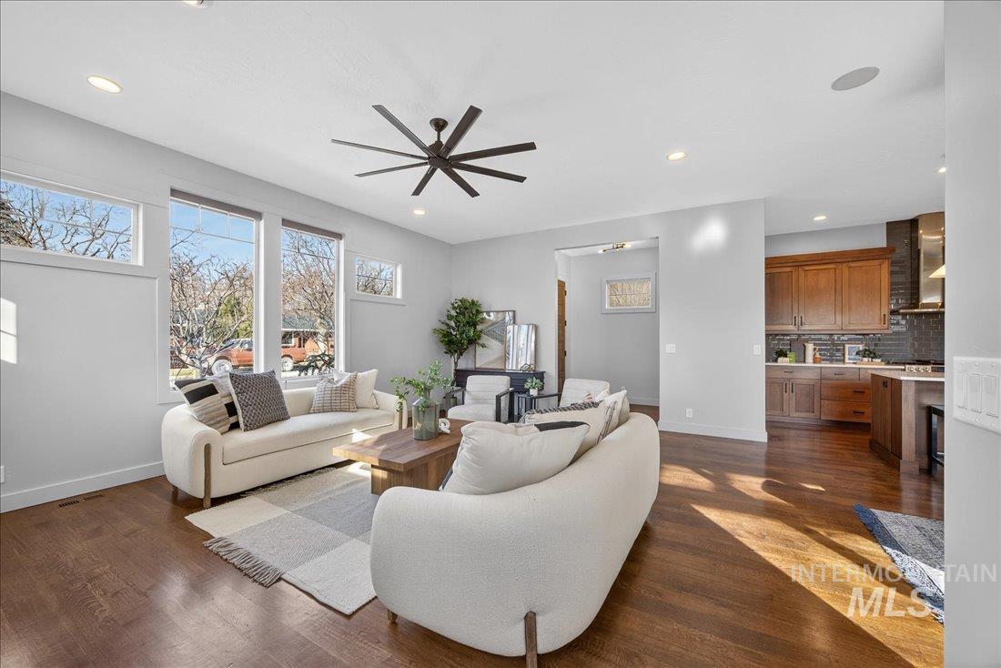 510 N Coston St, Boise, Idaho 83712, 4 Bedrooms, 3.5 Bathrooms, Residential For Sale, Price $1,100,000,MLS 98971958