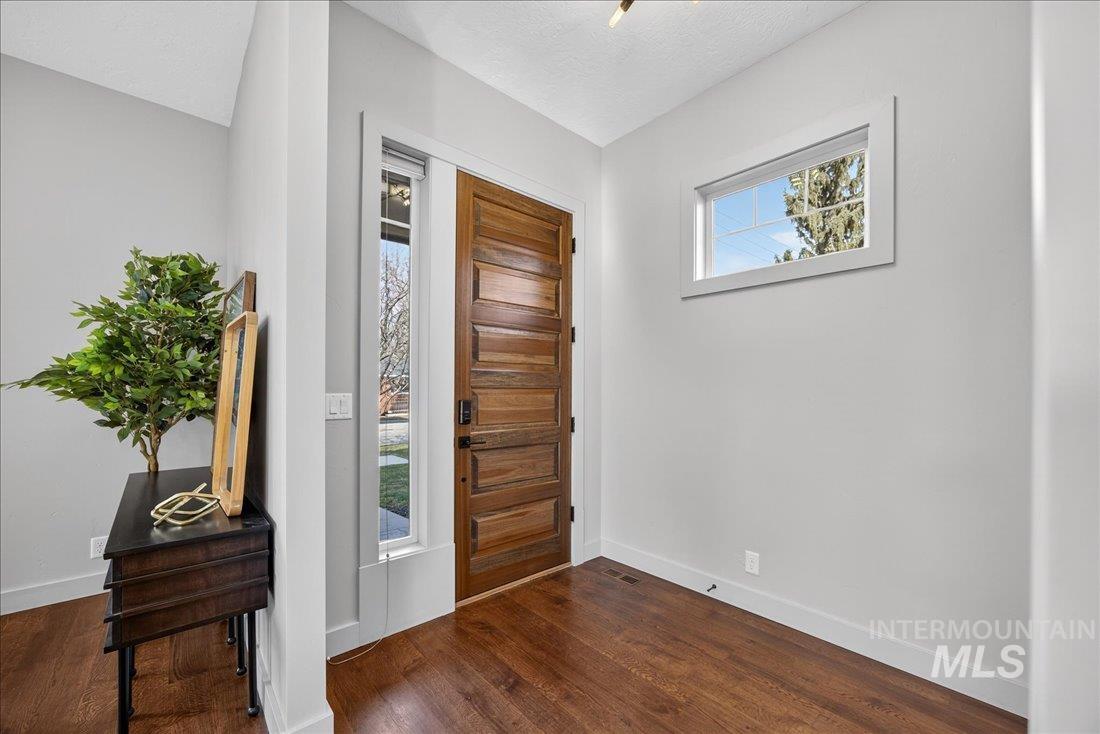 510 N Coston St, Boise, Idaho 83712, 4 Bedrooms, 3.5 Bathrooms, Residential For Sale, Price $1,100,000,MLS 98971958