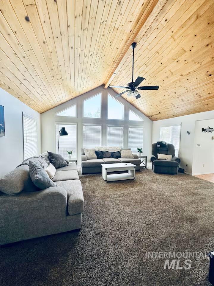 126 Par Drive, Cascade, Idaho 83611, 4 Bedrooms, 3 Bathrooms, Residential For Sale, Price $849,000,MLS 98971959